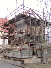 pohled zezadu zprava