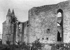 loď a křížová loď kostela