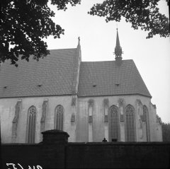 starší foto kostela