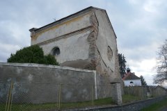 pohled zezadu zprava