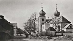 starší fotografie kaple