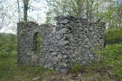 pohled zezadu zprava