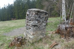 pohled zezadu zprava