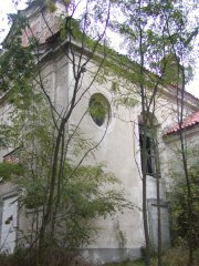 pohled zepředu zprava