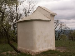 pohled zezadu zleva