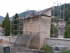 pohled zezadu zleva