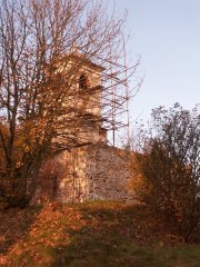 pohled zepředu zprava