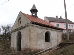 pohled zepředu zprava