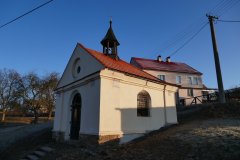 pohled zepředu zprava