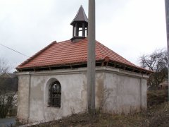 pohled zezadu zprava