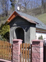 pohled zepředu zprava