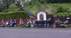 kapličku opravili motorkáři