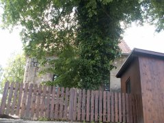 pohled zprava