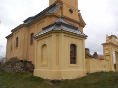 pohled zezadu zleva