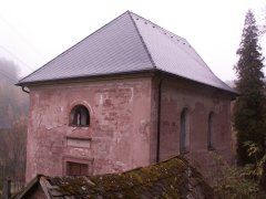 pohled zepředu zprava