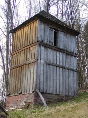 pohled zezadu zprava