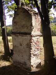 pohled zezadu zleva