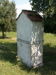 pohled zezadu zleva