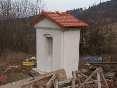 pohled zepředu zprava