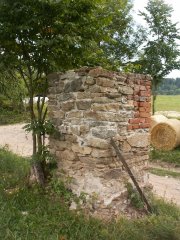 pohled zezadu zleva