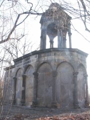 pohled zezadu zprava