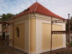 pohled zezadu zprava