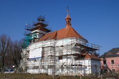 pohled zezadu zprava