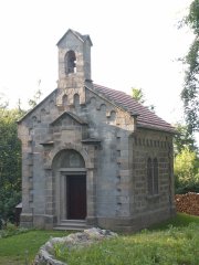 pohled zepředu zprava
