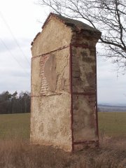 pohled zezadu zleva