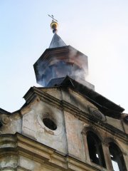 kostel po požáru