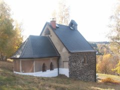pohled zezadu zleva
