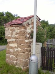 pohled zezadu zprava