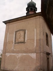 pohled zezadu zleva