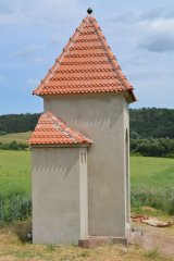 pohled zleva