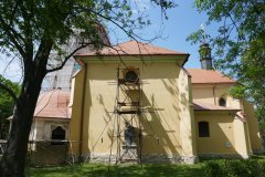 pohled zprava