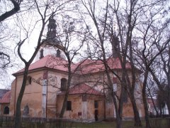 pohled zezadu zprava
