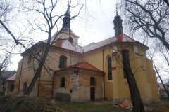 pohled zezadu zprava