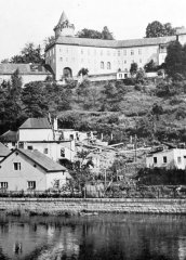 bourání synagogy