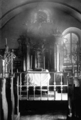 východní část interiéru synagogy se svatostánkem