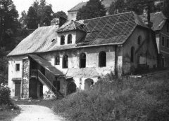 historické foto synagogy před demolicí
