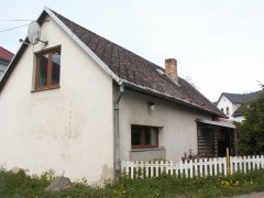 budova na místě, kde stála kaple
