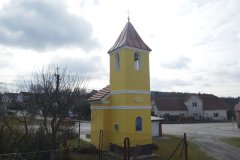 pohled zezadu zprava