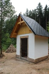 pohled zepředu zprava