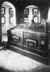 historické foto interiéru kaple 