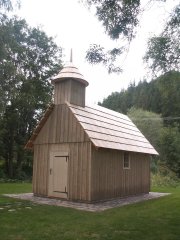 pohled zepředu zprava