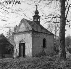 historické foto hrobky