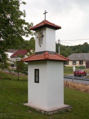 pohled zezadu zleva