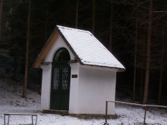 pohled zepředu zprava