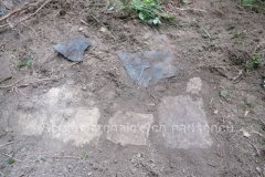 vykopané základy kaple
