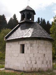pohled zezadu zprava